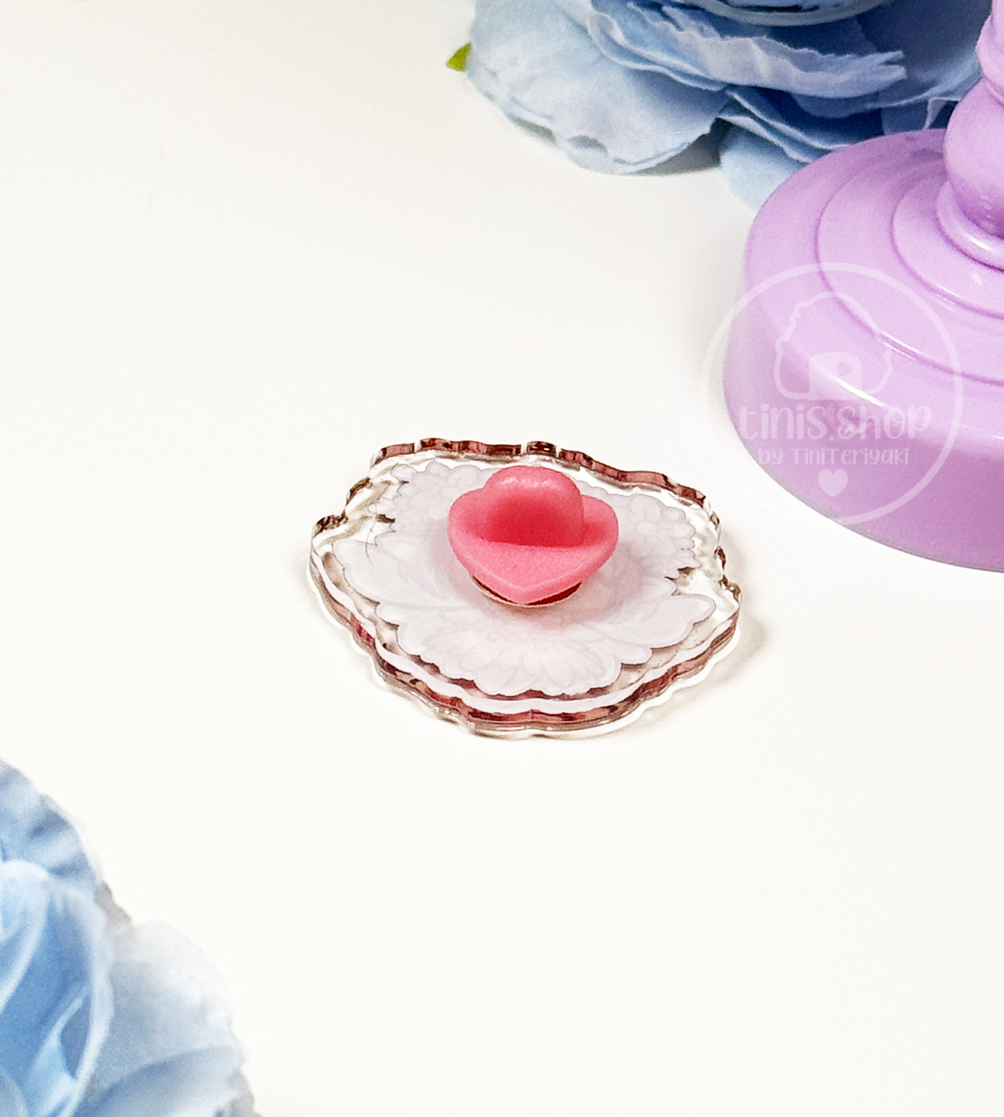 Fee - Acrylic Pin