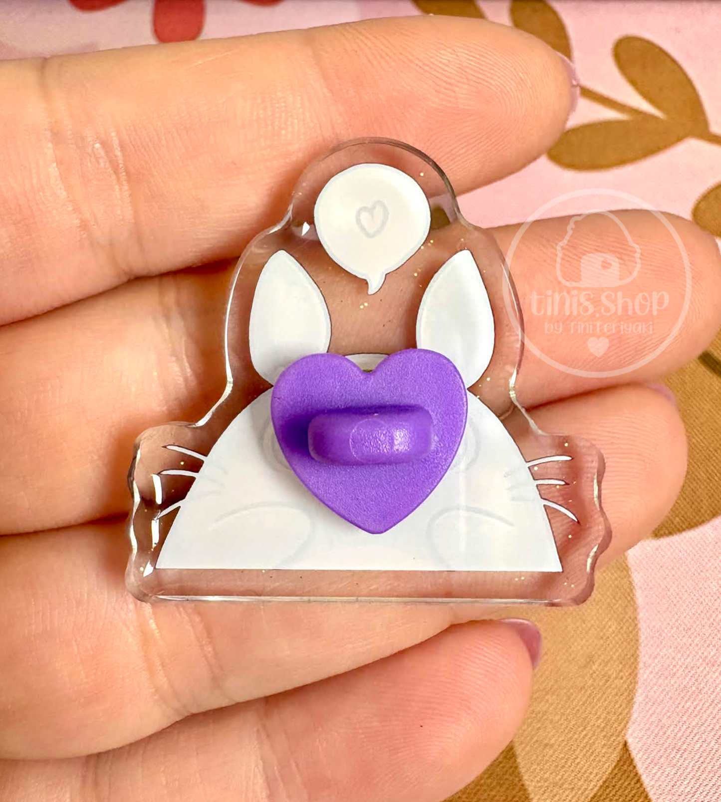 Grauer Hase - Acrylic Pin
