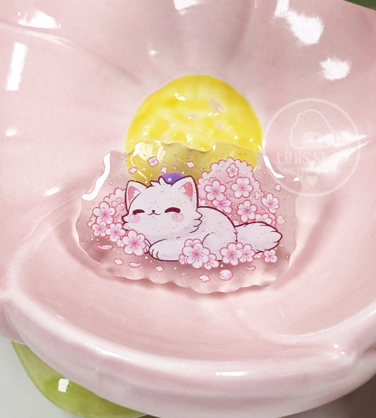 Katze Sakura - Acrylic Pin
