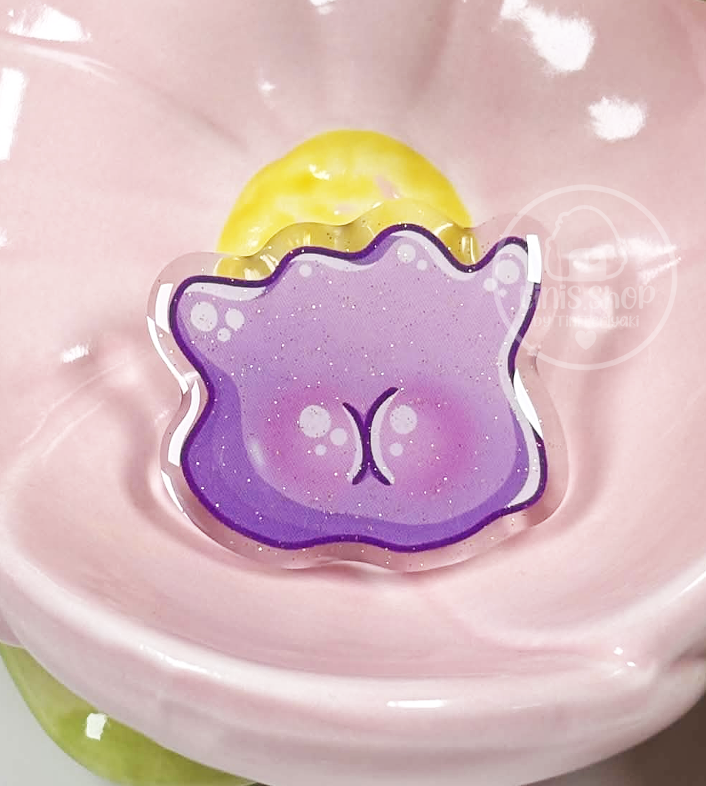 Lila Pudding Back - Acrylic Pin