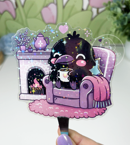 Rabe Rudi im Sessel - Chunky Sticker transparent mit Holo-Effekt