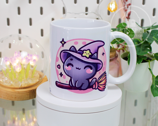 Katze auf Besen - Tasse
